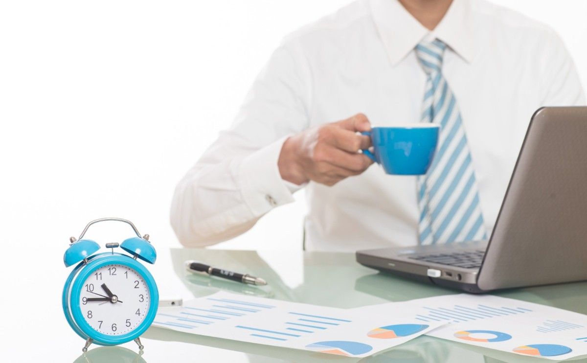 How to Calculate Work Hours Efficiently