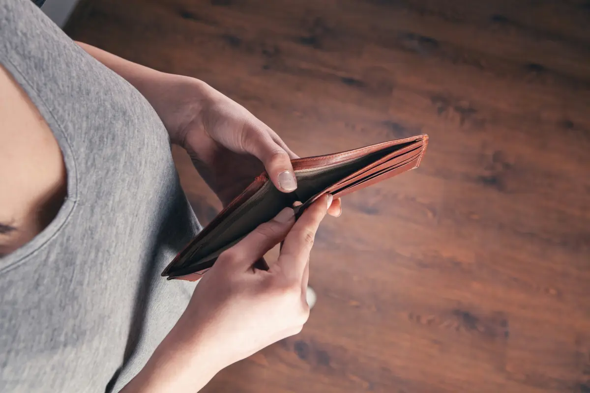 Boat purchase expenses and financing fees illustration