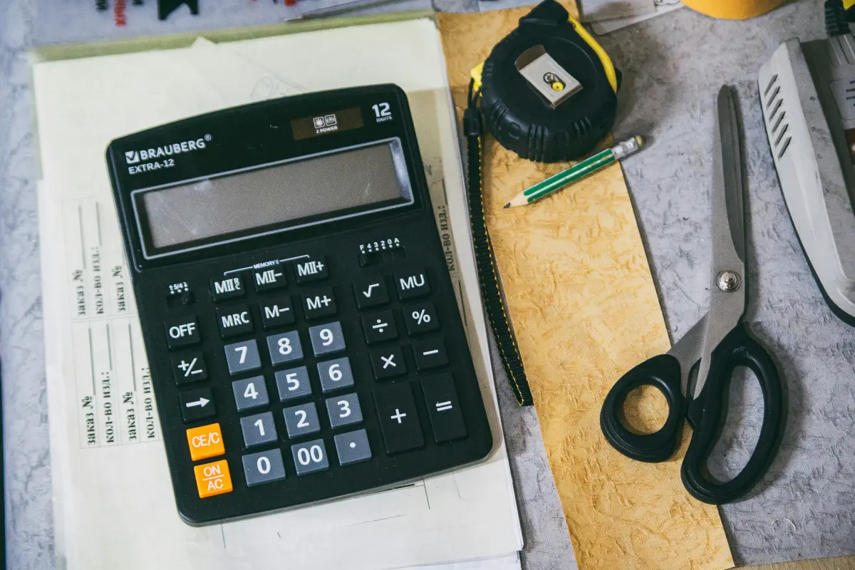 Debt consolidation calculator showing multiple loans combined into one payment
