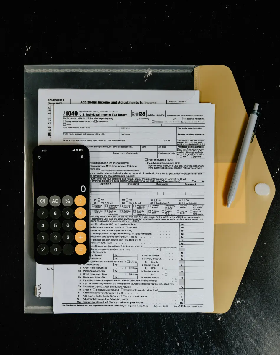 Repayment calculator showing loan payoff schedule and monthly installment planning
