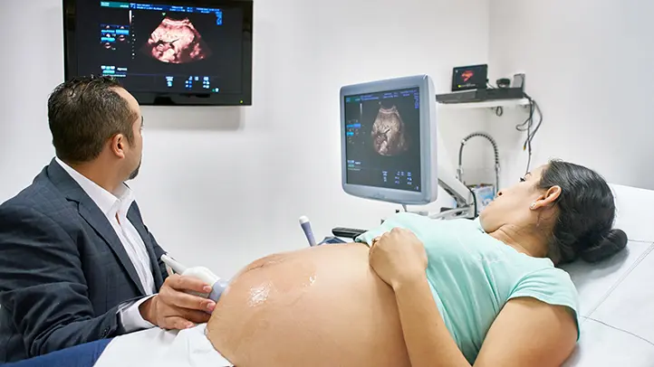 Ultrasound scan pregnancy baby growth measurement